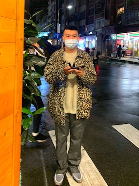 「LMCのアイテム（トップス）」を使った、安安您好さん（メンズ・170cm）の冬コーディネート