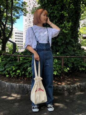 「MILKFED.（ミルクフェド）のアイテム（サロペット/オーバーオール）」を使った、林 萌花さん（レディース・159cm）の夏コーディネート
