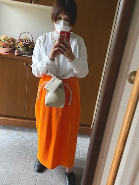 「ショッピング」｜「アイテム（スカート）」を使った、ロモさん（レディース・164cm）の春コーディネート
