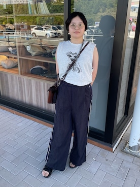 「アイテム（サングラス）」を使った、ロモさん（レディース・164cm）の夏コーディネート
