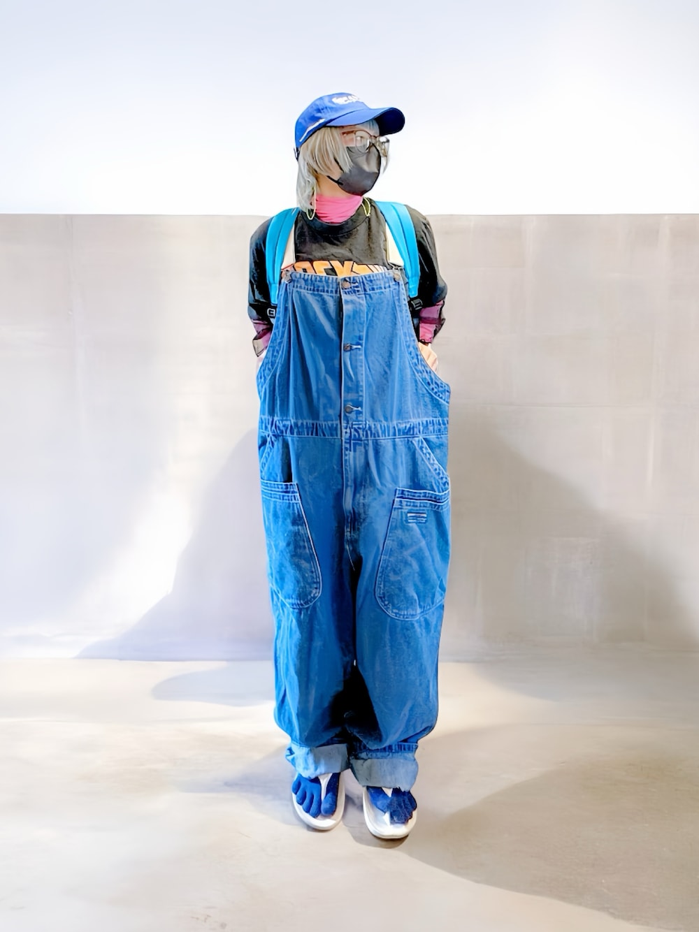 「CIAOPANIC TYPYのロゴ刺繍CAP（キャップ、ブルー系）」を使った、Shinokiさん（レディース・155cm）の春コーディネートの1枚目の写真