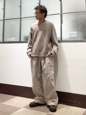 「アイテム（スウェット、パープル系）」を使った、翼さん（メンズ・168cm）の秋コーディネート