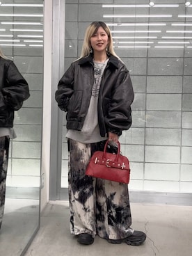 「JEANASIS（ジーナシス）のアイテム（ボストンバッグ）」を使った、あゆねさん（レディース・164cm）の秋コーディネート