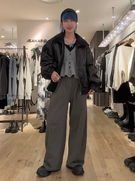 「アイテム（ヘアゴム）」を使った、あゆねさん（レディース・164cm）の秋コーディネート