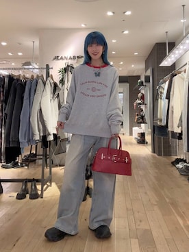 「JEANASIS（ジーナシス）のアイテム（デニムパンツ）」を使った、あゆねさん（レディース・164cm）の秋コーディネート