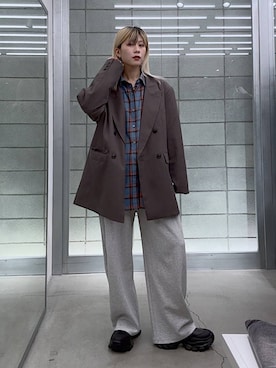 「JEANASIS（ジーナシス）のサキソニーパワショルジャケット/525969（テーラードジャケット）」を使った、あゆねさん（レディース・164cm）の秋コーディネート