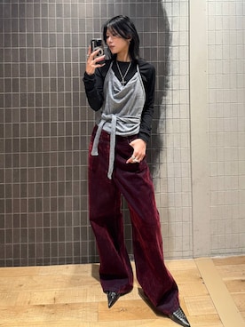 「アイテム（デニムパンツ、レッド系）」を使った、あゆねさん（レディース・164cm）の秋コーディネート