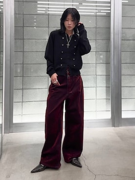 「アイテム（デニムパンツ、レッド系）」を使った、あゆねさん（レディース・164cm）の秋コーディネート