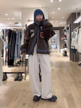 「アイテム（ミリタリージャケット）」を使った、あゆねさん（レディース・164cm）の秋コーディネート