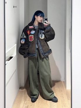 「アイテム（ヘアゴム）」を使った、あゆねさん（レディース・164cm）の秋コーディネート