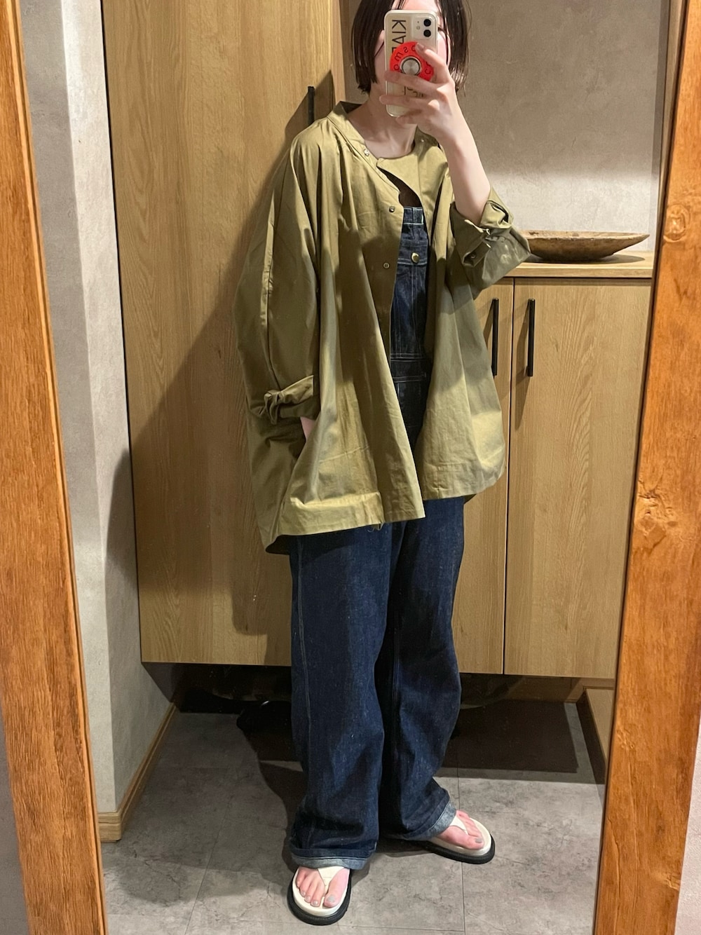 HOLIDAY】 LOW-BACKデニムオーバーオール HOLIDAY LOW BACK デニム