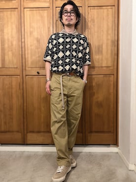 「アイテム（チノパンツ）」を使った、別宮聖一 ( ベックセイイチ )さん（メンズ・169cm）の秋コーディネート