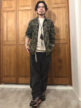 「VINTAGE（ヴィンテージ）のアイテム（パンツ）」を使った、別宮聖一 ( ベックセイイチ )さん（メンズ・169cm）の春コーディネート