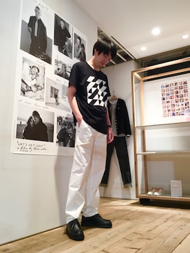 「ブラック×ホワイト」｜「アイテム（ブーツ）」を使った、agnès b.さん（メンズ・178cm）の夏コーディネート