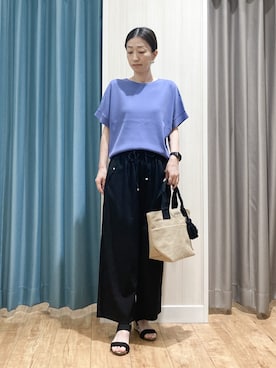 「SHOO・LA・RUE（シューラルー）の【毎日洗える/ひんやり/UV/S-LL】二の腕隠れる さらっとドルマン半袖ニット（ニット/セーター、ブルー系）」を使った、thさん（レディース・152cm）の春コーディネート