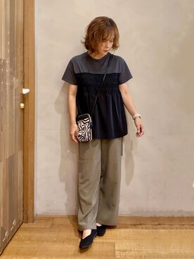 「SHOO・LA・RUE（シューラルー）の◆【高レビュー】洗えてサラサラ スクエアニットパンプス（パンプス、ブラック系）」を使った、まるぷ–さんの夏コーディネート