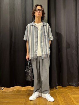 「THE SHOP TK （ザ ショップ ティーケー ）の撥水ミニヘルメットBAG（ショルダーバッグ、ブラック系）」を使った、motoさん（メンズ・173cm）の夏コーディネート