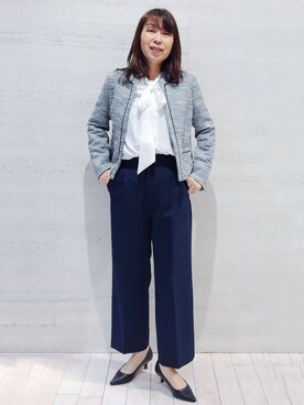 「アイテム（ノーカラージャケット、ブラック系）」を使った、よしみさん（レディース・162cm）の冬コーディネート