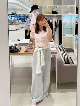 「mystic（ミスティック）の《新色RED》ふわふわシャーリングTシャツ（Tシャツ/カットソー、ピンク系）」を使った、はまちゃんさん（レディース・155cm）の夏コーディネート