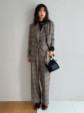 「Kassiopea（カシオペア）のアイテム」を使った、本村　実沙子さん（レディース・166cm）の秋コーディネート