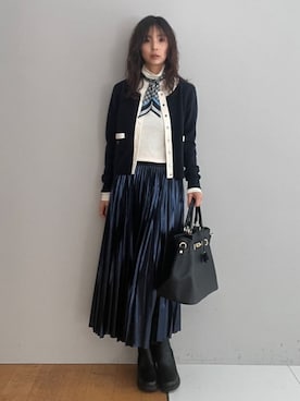 「MILOS（ミロス）のアイテム」を使った、本村　実沙子さん（レディース・166cm）の冬コーディネート