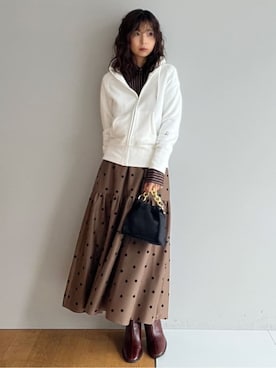 「Kassiopea（カシオペア）のアイテム」を使った、本村　実沙子さん（レディース・166cm）の秋コーディネート