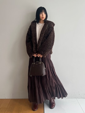 「DRESSTERIOR（ドレステリア）の【6色展開/マシンウォッシャブル】コットンカシミヤニット（ニット/セーター、ホワイト系）」を使った、本村　実沙子さんの秋コーディネート