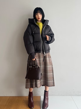 「DRESSTERIOR（ドレステリア）のシアータートル（Tシャツ/カットソー、ベージュ系）」を使った、本村　実沙子さんの秋コーディネート
