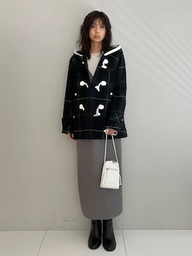 「アイテム（ダッフルコート）」を使った、本村　実沙子さん（レディース・166cm）の秋コーディネート