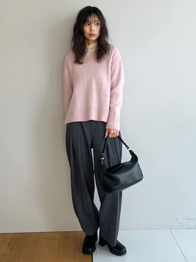 「MILOS（ミロス）のアイテム」を使った、本村　実沙子さん（レディース・166cm）の冬コーディネート