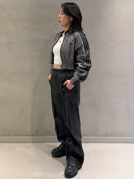 「アイテム（ジャージ、グレー系）」を使った、RMさん（レディース・162cm）の秋コーディネート