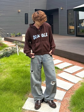 「Zooodle（ズードル）のLogo knit hoodie - ロゴニットフーディー -（パーカー、ブラウン系）」を使った、りゅうせいさん（メンズ・163cm）の秋コーディネート