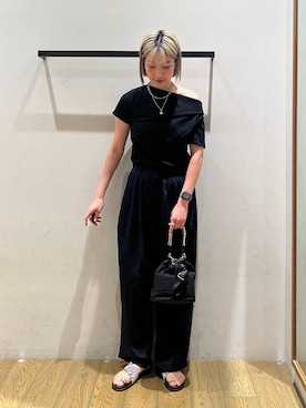 「HEREIAM（ヘレイアム）の【HEREIAM】モードな落ち感が魅力。トロミタックパンツ（その他パンツ、ブルー系）」を使った、てぃーさん（レディース・169cm）の春コーディネート