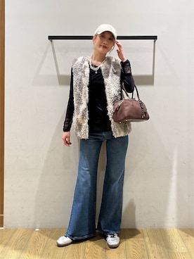 「BAYFLOW（ベイフロー）のドットチュールスリーブロングスリーブT（Tシャツ/カットソー、ホワイト系）」を使った、てぃーさん（レディース・169cm）の秋コーディネート