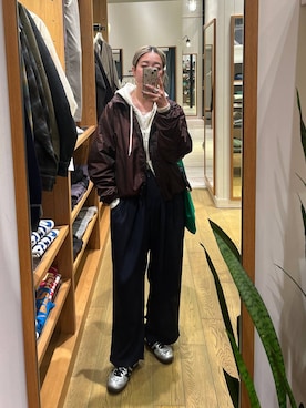 「HEREIAM（ヘレイアム）のアイテム（パンツ）」を使った、てぃーさん（レディース・169cm）の春コーディネート