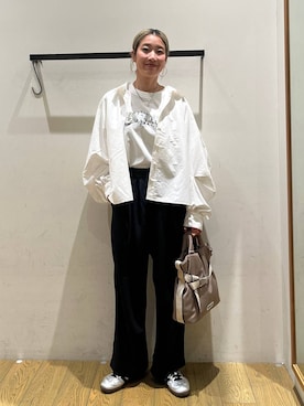 「HEREIAM（ヘレイアム）のアイテム（パンツ）」を使った、てぃーさん（レディース・169cm）の春コーディネート