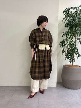 「Whim Gazette（ウィムガゼット）のチェックシャツワンピース（シャツワンピース、ブラウン系）」を使った、wg_iijimaさん（レディース・157cm）の秋コーディネート
