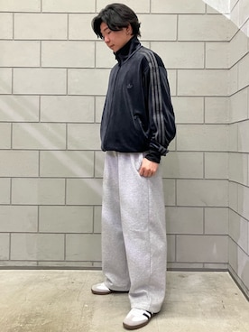 「adidas（アディダス）のFB TT ベロア  / ファイヤーバード トラックトップ ベロア / ジャージ / トラックジャケット / アディダスオリジナルス adidas Originals（ジャージ、ブラック系）」を使った、RHさん（メンズ・170cm）の冬コーディネート