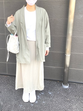 「3色コーデ」｜「アイテム（その他アウター）」を使った、m.さん（レディース・161cm）の冬コーディネート