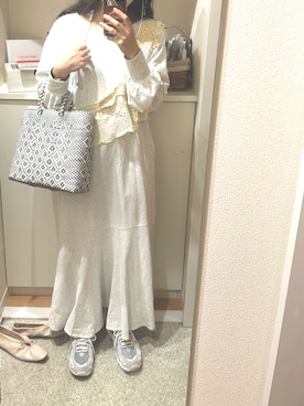 「MARC JACOBS（マークジェイコブス）のアイテム（アナログ腕時計）」を使った、m.さん（レディース・161cm）の秋コーディネート