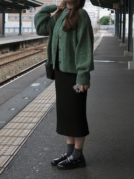 「アイテム（カーディガン/ボレロ）」を使った、ｅｍａ ¨̮ さん（レディース・159cm）の秋コーディネート