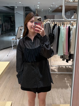 「mystic（ミスティック）の【着回し抜群/SETアイテム】シアーシャツビスチェSET（Shirts、ブラック系）」を使った、おりんさん（レディース・161cm）の春コーディネート