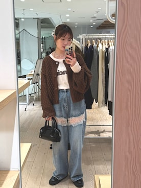 「loti（ロティ）のアイテム」を使った、おりんさん（レディース・161cm）の秋コーディネート