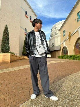 「Guess（ゲス）のアイテム（ブルゾン）」を使った、GUESS JAPANさん（メンズ・174cm）の秋コーディネート