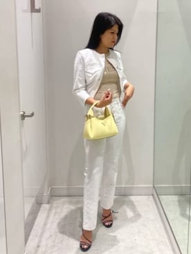 「ホワイトデニム」｜「アイテム（ノーカラージャケット）」を使った、GUESS JAPANさん（レディース・163cm）の夏コーディネート