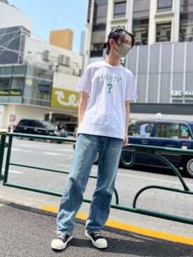 GUESS JAPANさん（メンズ・180cm）の春コーディネート