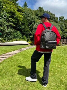 「Guess（ゲス）のアイテム（キャップ）」を使った、GUESS JAPANさん（メンズ・174cm）の秋コーディネート