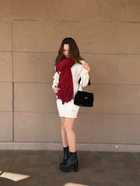 「Guess（ゲス）のアイテム」を使った、GUESS JAPANさん（レディース・157cm）の冬コーディネート