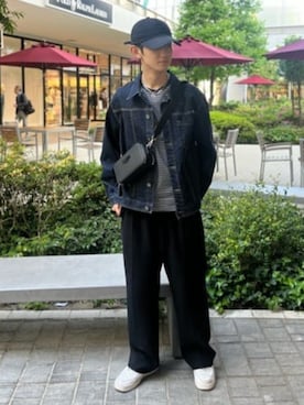 「Guess（ゲス）のアイテム（デニムジャケット）」を使った、GUESS JAPANさん（メンズ・180cm）の春コーディネート
