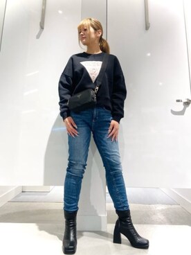 「Guess（ゲス）のアイテム（スウェット）」を使った、GUESS JAPANさん（レディース・158cm）の春コーディネート